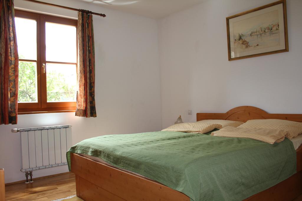 Apartment Juric Maribor Buitenkant foto