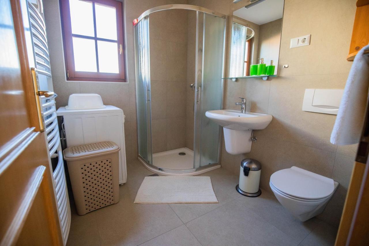Apartment Juric Maribor Buitenkant foto